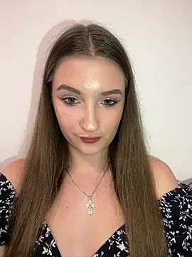 Green eyes lady online show from August 2, 3:54 pm