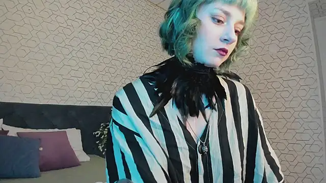 Scarle Whisper online show from May 11, 9:26 am