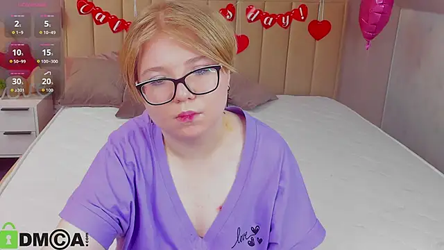 Lauraaa Smith online show from February 20, 12:40 am