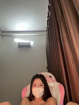 wang1472581 online show from March 14, 3:28 pm