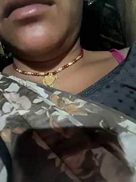 Priyakoli4568 online show from May 15, 7:21 pm