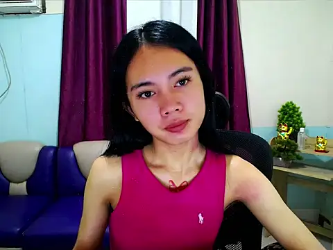 Snapshot of devine_goddess chatting on May 19, 4:35 pm devine goddess online show from May 19, 4:35 pm