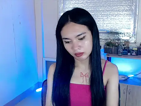 Snapshot of devine_goddess chatting on July 26, 10:22 am devine goddess online show from July 26, 10:22 am