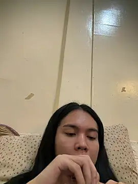 Snapshot of devine_goddess chatting on July 26, 10:49 pm devine goddess online show from July 26, 10:49 pm