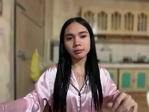 Snapshot of devine_goddess chatting on July 29, 10:46 am devine goddess online show from July 29, 10:46 am