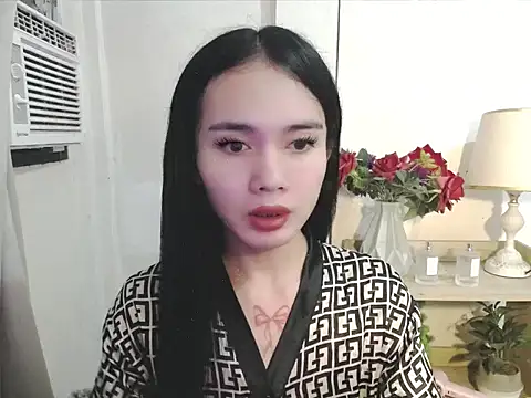 Snapshot of devine_goddess chatting on August 5, 4:54 pm devine goddess online show from August 5, 4:54 pm