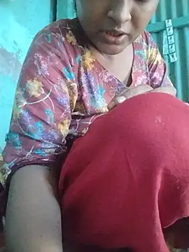 Snapshot of Romantic-Couple999 chatting on July 3, 5:47 am Romantic-Couple999 online show from July 3, 5:47 am
