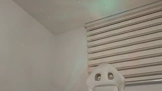 Snapshot of verodeli chatting on February 14, 2:39 am verodeli online show from February 14, 2:39 am