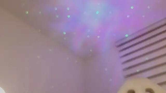 Snapshot of verodeli chatting on February 28, 11:34 pm verodeli online show from February 28, 11:34 pm