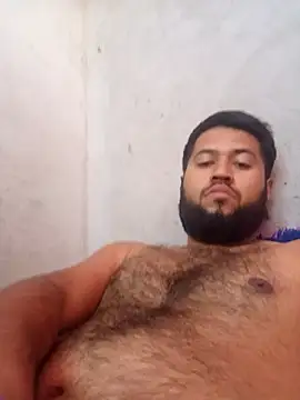 Snapshot of Josejose1984 chatting on April 11, 7:29 pm Josejose1984 online show from April 11, 7:29 pm