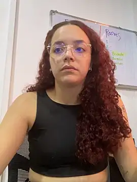 Miss Dior2 online show from February 10, 5:39 pm