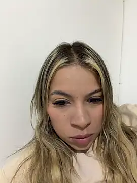 Snapshot of Mia_Rosee1 chatting on July 23, 1:58 am Mia Rosee1 online show from July 23, 1:58 am