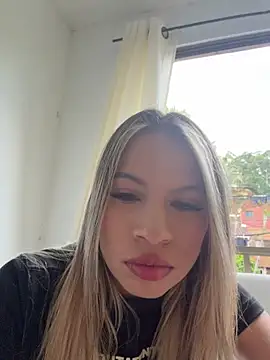 Snapshot of Mia_Rosee1 chatting on August 1, 9:14 pm Mia Rosee1 online show from August 1, 9:14 pm