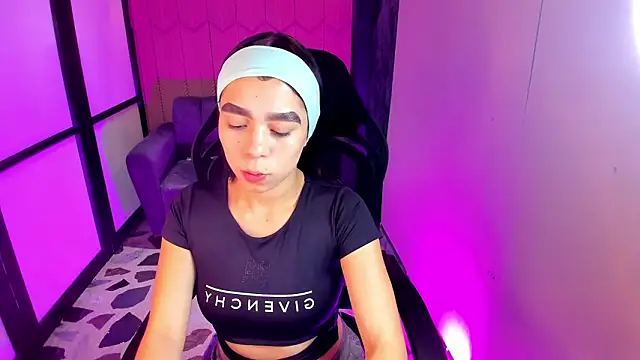 GemmaBrown online show from March 6, 12:45 pm