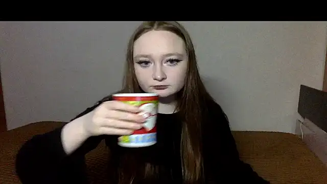 Snapshot of vikipinkk chatting on March 18, 7:50 pm vikipinkk online show from March 18, 7:50 pm