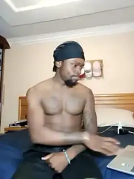 Snapshot of -HIIM- chatting on February 19, 4:52 am -HIIM- online show from February 19, 4:52 am