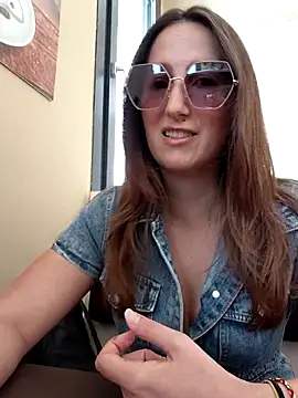 Snapshot of Alexdevil92 chatting on August 2, 8:35 am Alexdevil92 online show from August 2, 8:35 am
