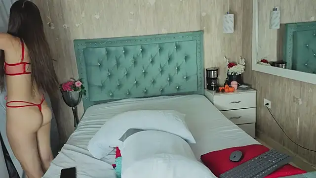 Miia Velvett online show from July 23, 3:54 pm