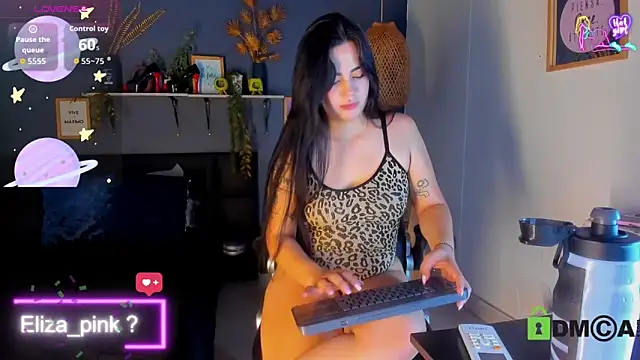 eliza pink24 online show from May 21, 6:59 pm