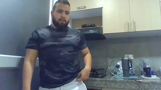 Snapshot of Dalton_s chatting on June 22, 11:57 pm Dalton s online show from June 22, 11:57 pm