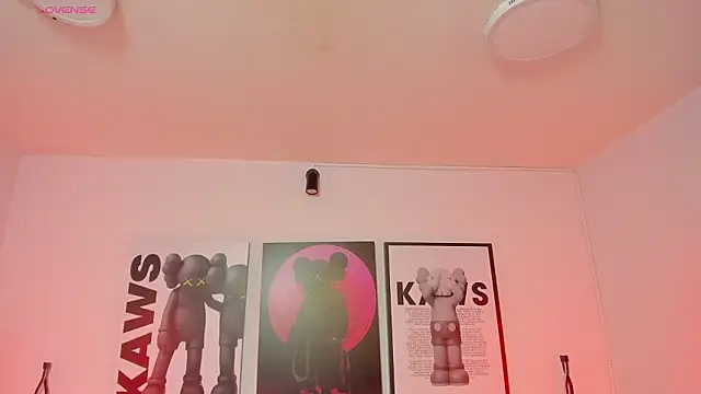 Maddie Rosee online show from March 13, 3:35 am