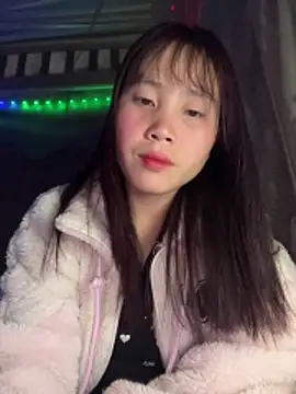 kekely online show from February 4, 2:23 pm