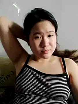 Snapshot of Baby-sweetboobs20 chatting on May 25, 5:02 am Baby-sweetboobs20 online show from May 25, 5:02 am