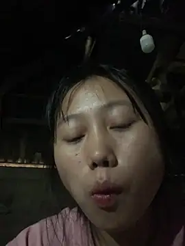 Snapshot of ngoccc-nga chatting on March 8, 3:21 am ngoccc-nga online show from March 8, 3:21 am