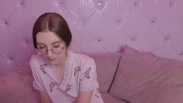 VixenLight online show from March 9, 2:48 am