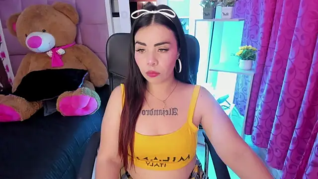 liany taylor online show from May 1, 2:49 am
