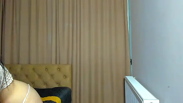 Snapshot of Lesyalisss chatting on May 16, 7:34 pm Lesyalisss online show from May 16, 7:34 pm