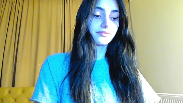 Snapshot of Lesyalisss chatting on May 26, 8:38 pm Lesyalisss online show from May 26, 8:38 pm