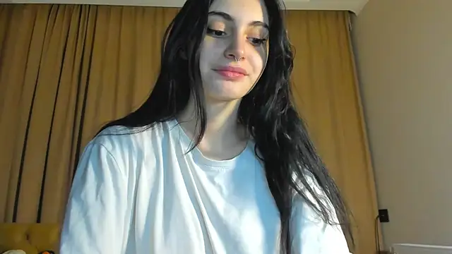 Snapshot of Lesyalisss chatting on May 31, 10:55 pm Lesyalisss online show from May 31, 10:55 pm