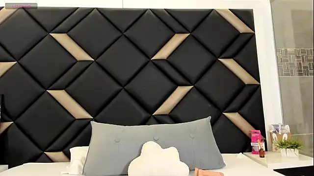 MelisaKovacs online show from July 24, 12:36 pm