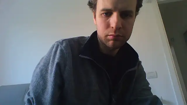 Snapshot of andre_italy chatting on February 20, 2:39 pm andre italy online show from February 20, 2:39 pm