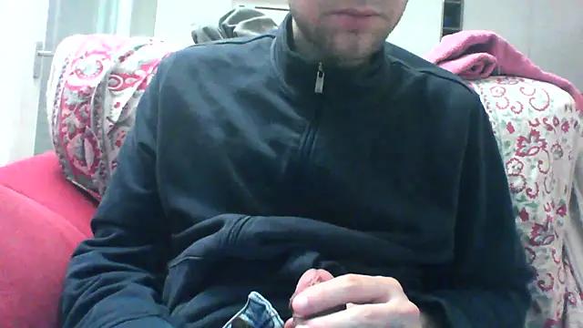 Snapshot of andre_italy chatting on March 9, 10:25 pm andre italy online show from March 9, 10:25 pm