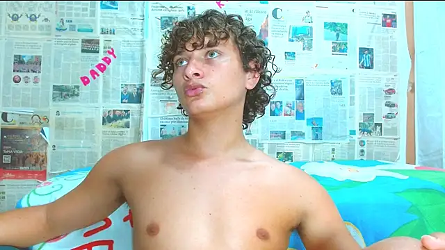 arielnoir6958 online show from February 21, 12:33 am