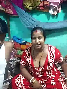 Snapshot of Your_deshibhabi25years chatting on July 9, 12:42 pm Your deshibhabi25years online show from July 9, 12:42 pm