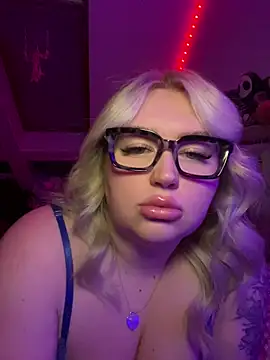 TwoWayT xx online show from March 7, 1:24 am