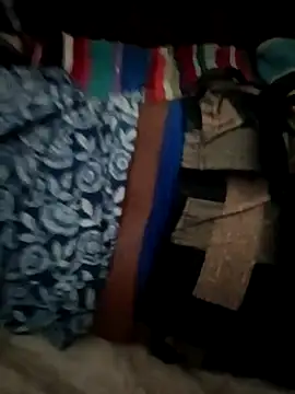 Akansha00123 online show from May 6, 5:51 pm