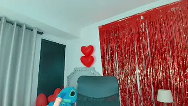 paulina ponce online show from February 14, 3:36 am