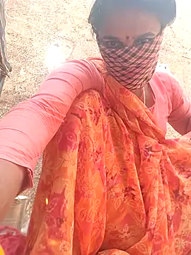 Snapshot of Muskan44s chatting on May 14, 1:23 am Muskan44s online show from May 14, 1:23 am