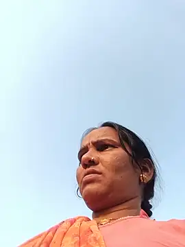 Snapshot of Muskan44s chatting on May 18, 12:40 am Muskan44s online show from May 18, 12:40 am