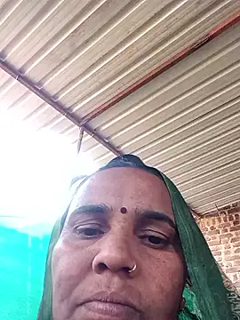 Snapshot of Muskan44s chatting on May 21, 11:17 am Muskan44s online show from May 21, 11:17 am