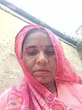 Snapshot of Muskan44s chatting on June 6, 1:05 pm Muskan44s online show from June 6, 1:05 pm