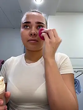 MonicaWestt online show from March 13, 5:58 am