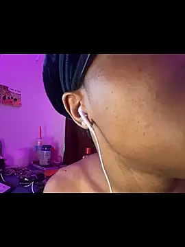 vexahleah online show from June 3, 2:33 pm
