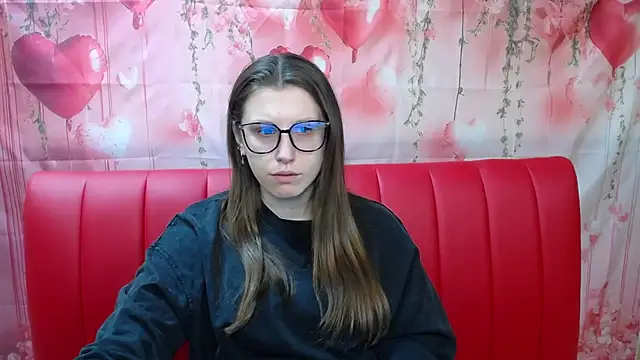 LilianaShine online show from April 29, 5:00 am