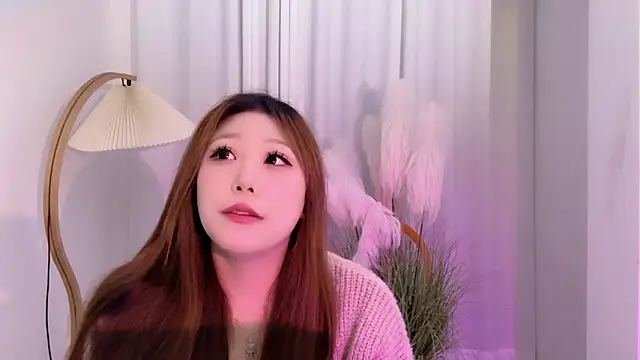 SM JIAJIA ZL online show from March 12, 7:09 pm