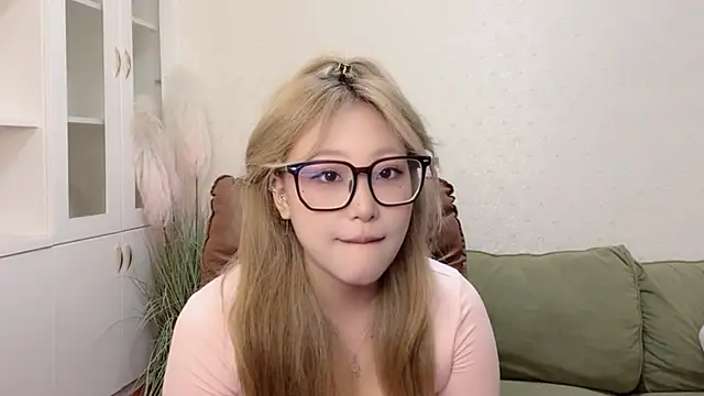 SM JIAJIA ZL online show from June 21, 11:46 am